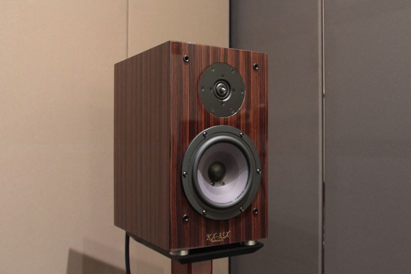 一度は聞いていただきたい！ 密閉型スピーカーの名門、クリプトンの