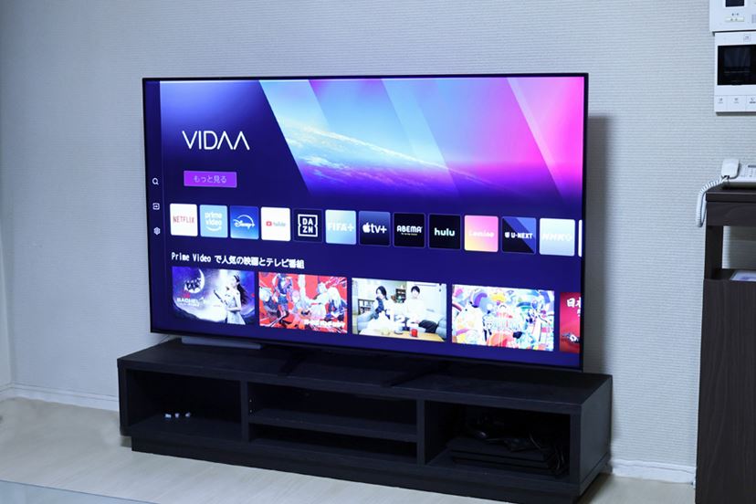 ひとつ上”の没入感！ ハイセンスの大きめテレビ「65U8N」が人気な理由