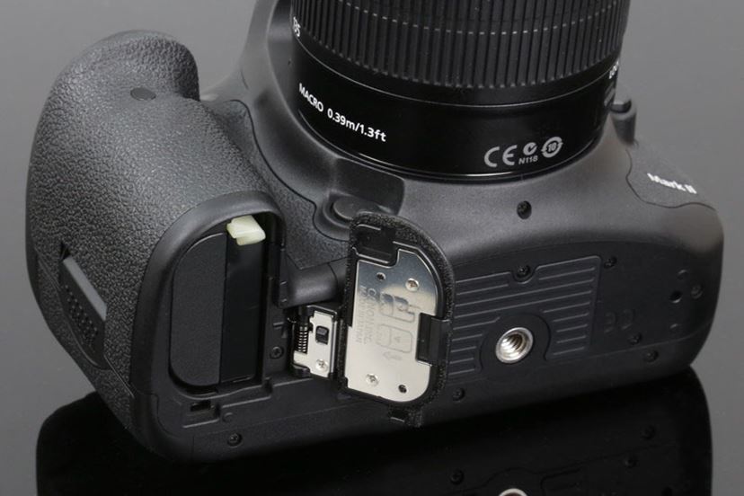 キヤノン「EOS 7D Mark II」 ― 話題のハイスペックAPS-C機に弱点はある