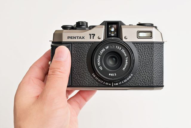 ペンタックス PENTAX 17 [ダークシルバー] 価格比較 - 価格.com