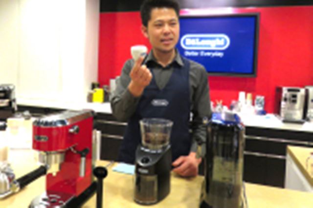 デロンギ デディカ EC680BK [ブラック] 価格比較 - 価格.com