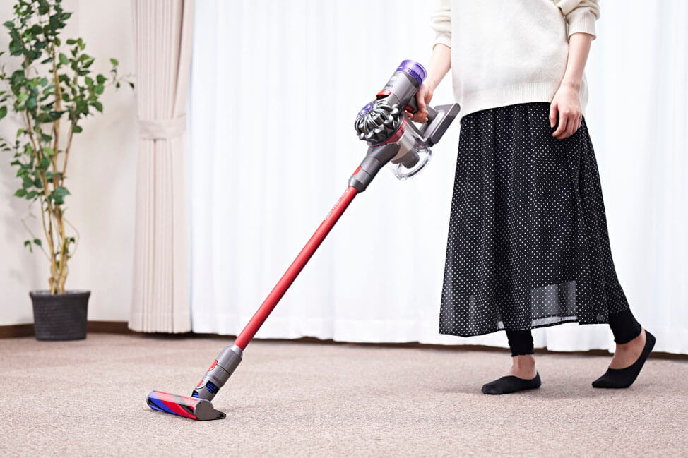使いやすいは使いたいに｜Dyson V8 Slim Fluffy+｜価格.com
