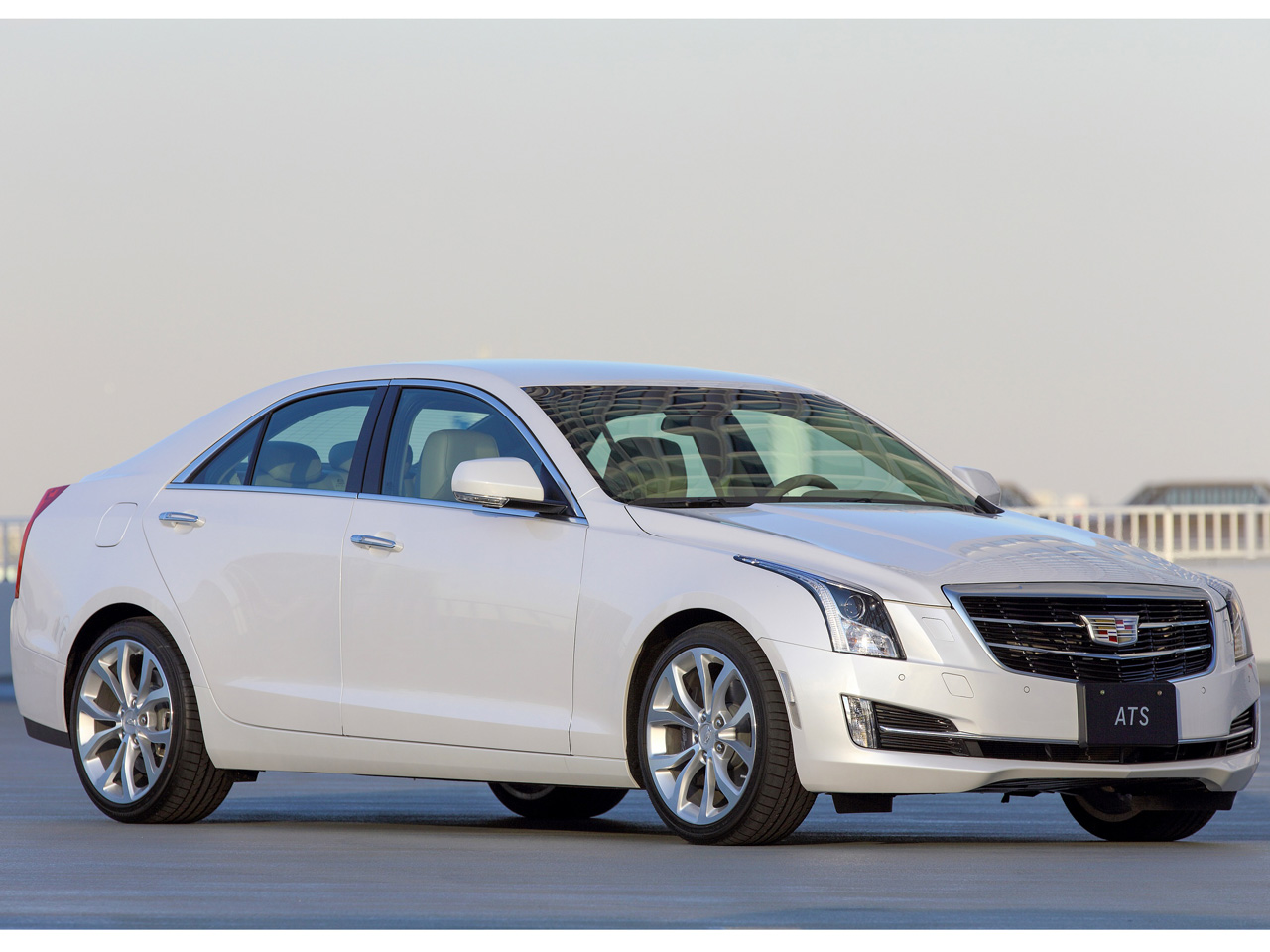キャデラック ATSの価格・新型情報・グレード諸元 価格.com
