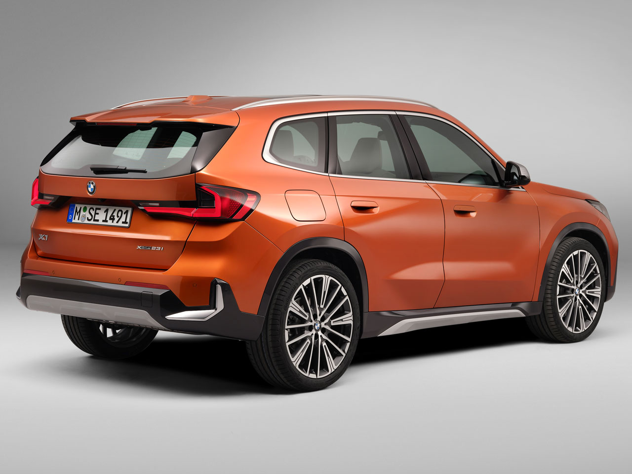 BMW X1の価格・新型情報・グレード諸元 価格.com