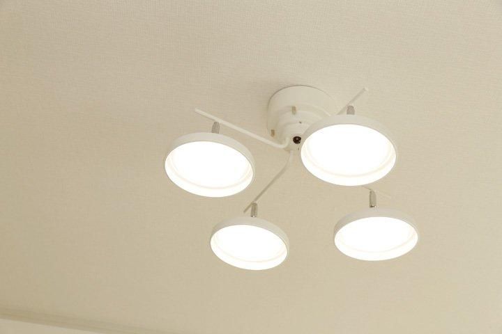 LED 4灯シーリングライト リモコン付き Planet ホワイト｜デザイン照明