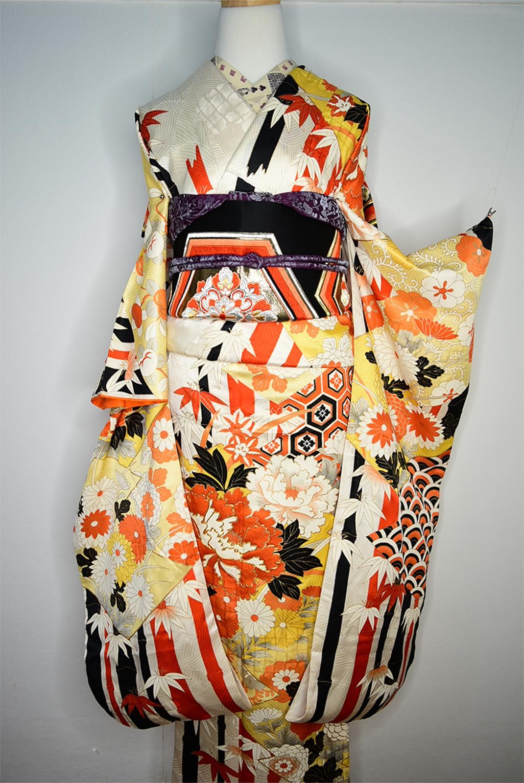 振袖と帯セット（黒と朱の縞大正ロマン） - アンティーク着物