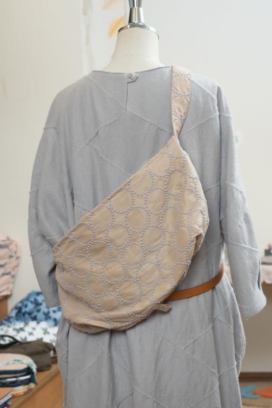 ミナペルホネン tambourine ボディバッグ -small size- - ミナ