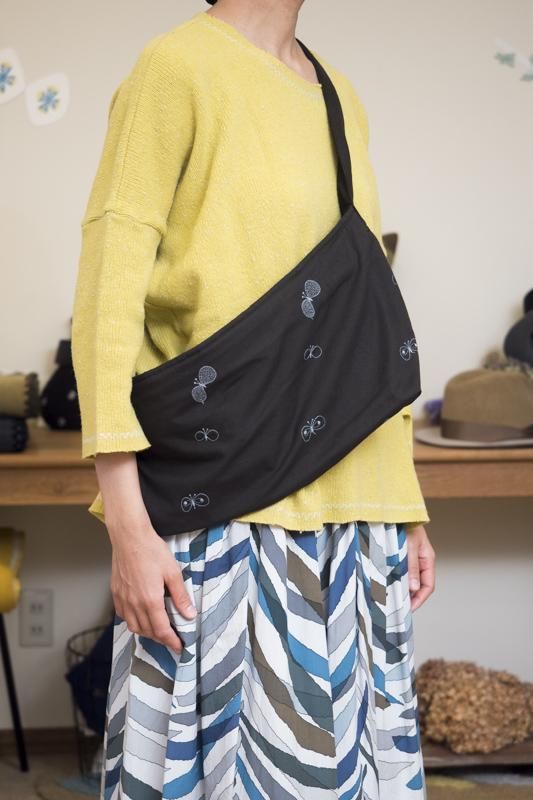 ミナペルホネン choucho ボディバッグ -small -size- - ミナペルホネン