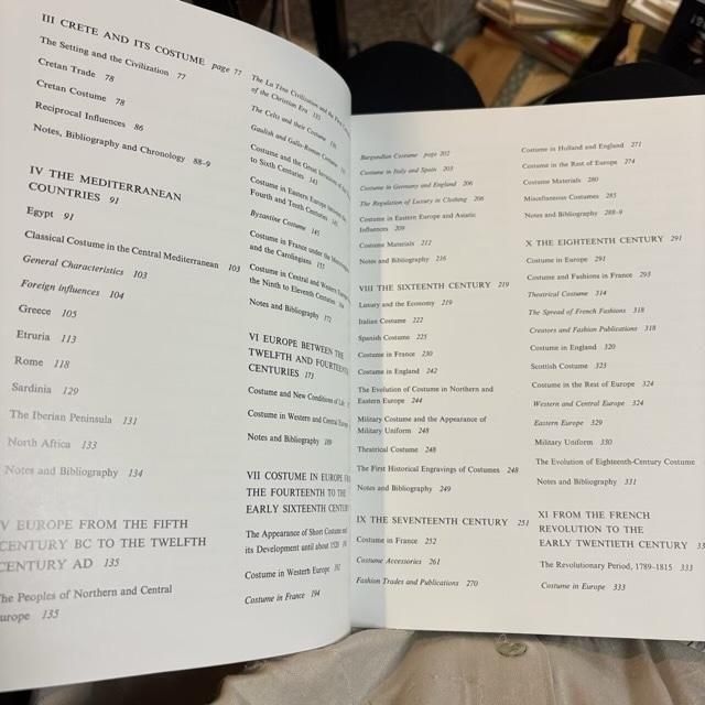 20000 Years of Fashion EXPANDED EDITION - 古本屋 Tweed Books