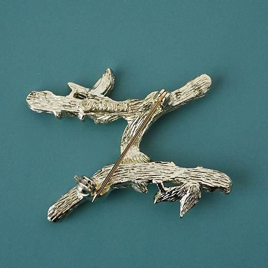 J0481 1970年代Sarah's A.B.C's“H”ゴールドブローチ - ロンドン