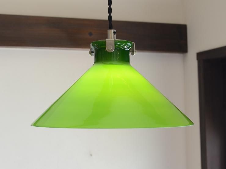 ヴィンテージ グリーンガラス ペンダントランプ｜アンティーク照明