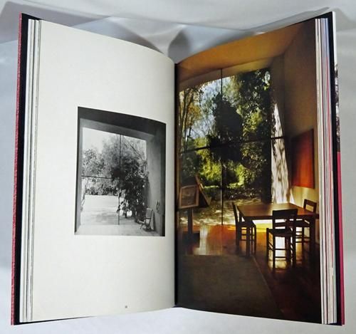 Barragan: Armando Salas Portugal photographs of the architecture