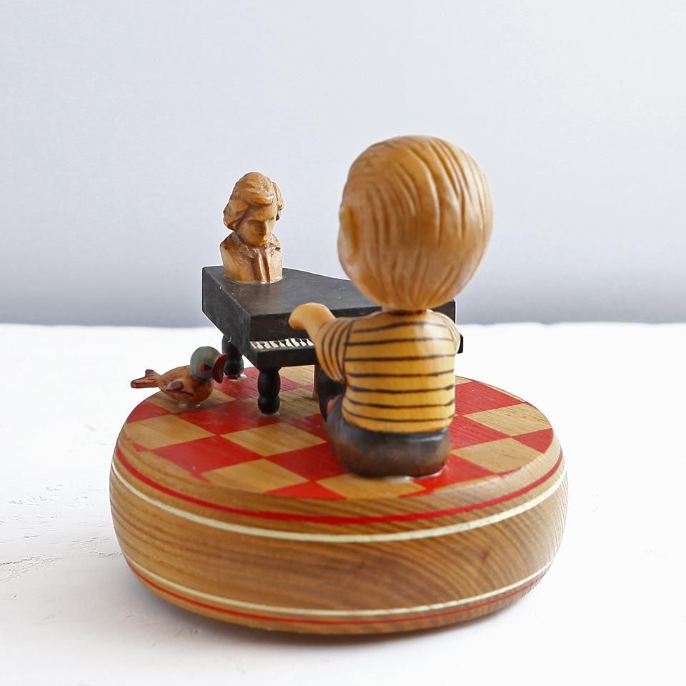 ピーナッツ オルゴール シュローダー ベートーヴェン交響曲第5番『皇帝