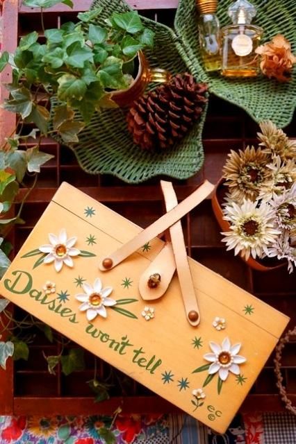 希少 USA 1960年代 ENID COLLINS “Daisies won't tell” WOOD BOX BAG