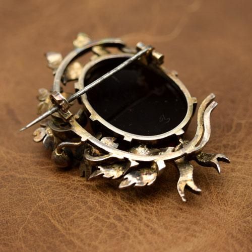 ヤシの木 アンティーク 18金刻印あり 非加熱黒瑪瑙のカメオブローチ