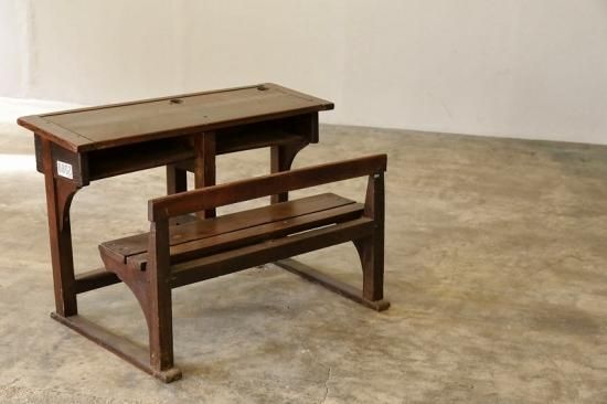 木製スクールデスク・チェア 一体型 - フランス アンティークドア 直