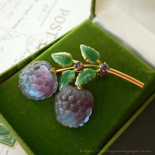 AUSTRIA（オーストリア）☆フルーツガラス 青いラズベリーの