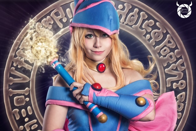 遊戯王』ブラック・マジシャン・ガールのコスプレ特集 | アニメイト