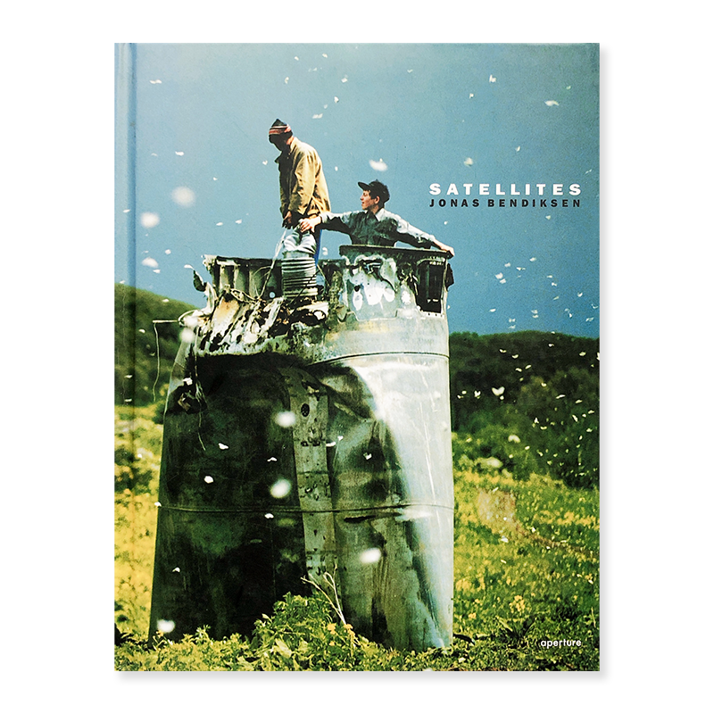 SATELLITES Jonas Bendiksen - 古本買取 2手舎/二手舎 nitesha 写真集