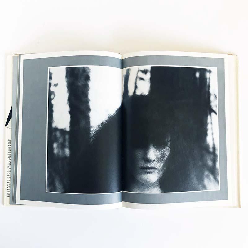 WALLFLOWER by Deborah Turbevilleデボラ・ターバヴィル - 古本買取 2