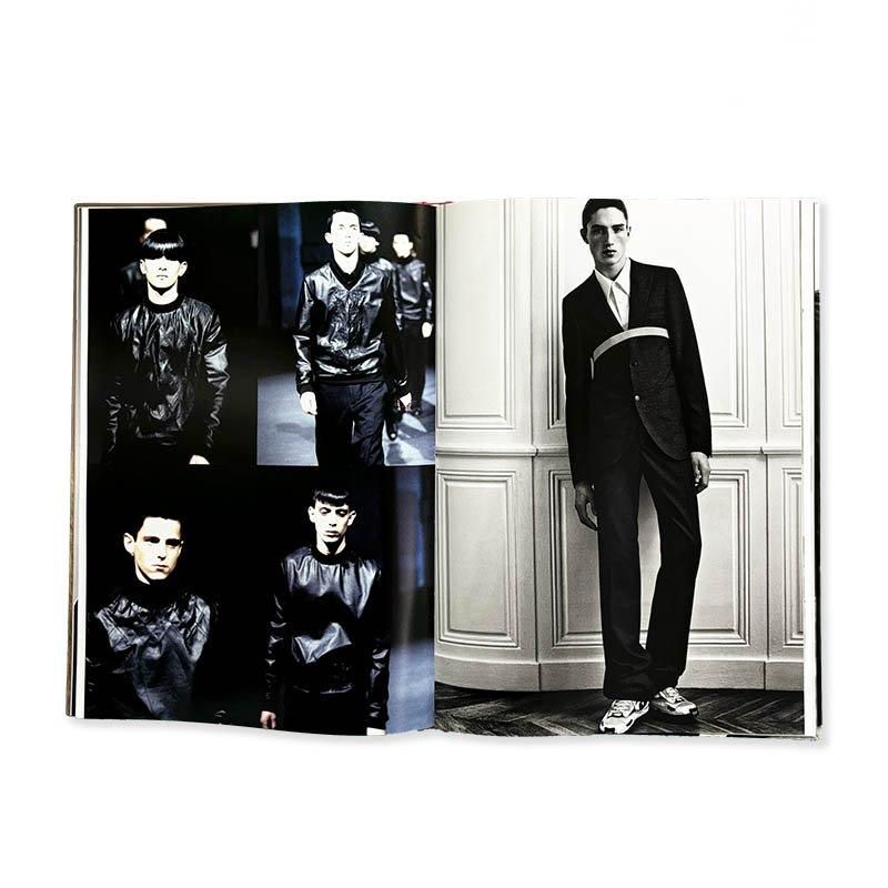 RAF SIMONS Designer Monographs curated by Terry Jonesラフ
