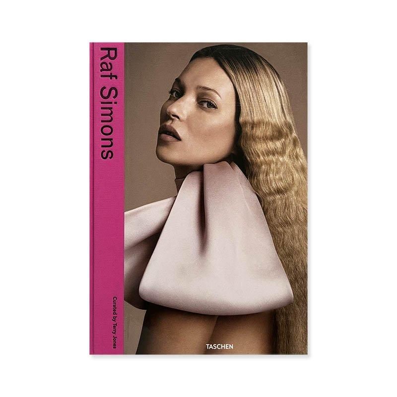RAF SIMONS Designer Monographs curated by Terry Jonesラフ