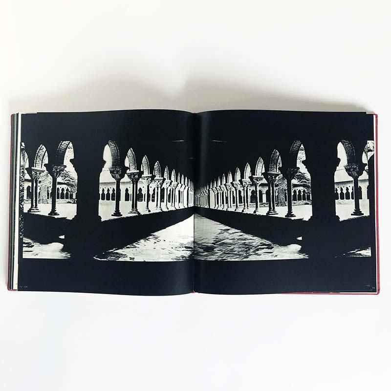 SACRE ATAVISM by Kikuji Kawada聖なる世界 川田喜久治 写真集 - 古本