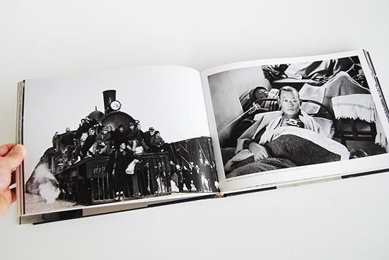 ROBERT CAPA PHOTOGRAPHS ロバート・キャパ 写真集 - 古本買取 2手舎