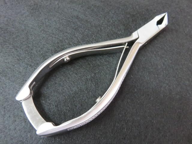 八鉄 斜め刃 爪切り 巻き爪用 88018 - オンラインショップ｜株式会社