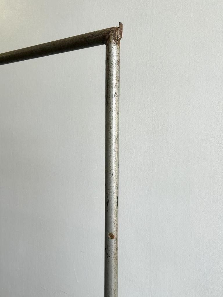 ヴィンテージ インダストリアル スチール ハンガーラック