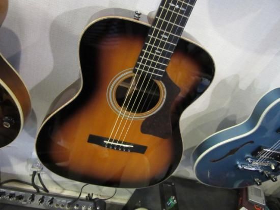 GUILD GAD-30R オール単板！ギルドの小振りなアコースティック