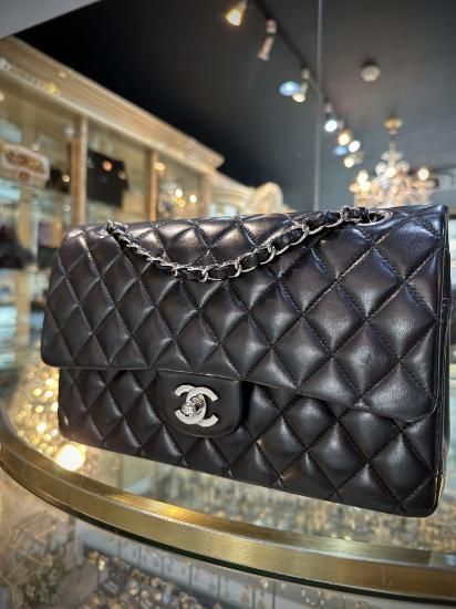 CHANEL ラムスキン マトラッセ Wフラップ シルバー金具 ショルダー