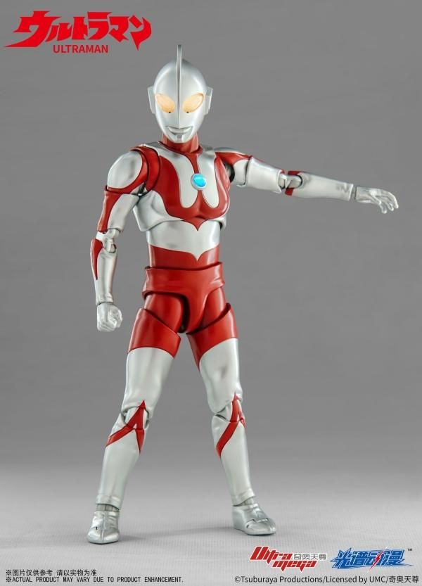 ウルトラマン フィギュアメーカー不明大きさ約48センチ 激安！！非売品