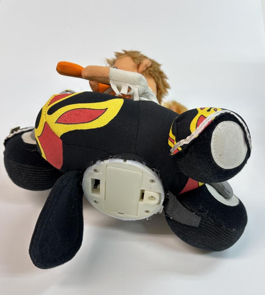 B'z 特製人形 オレンジバージョン 稲葉浩志、松本孝弘がバイクに乗って