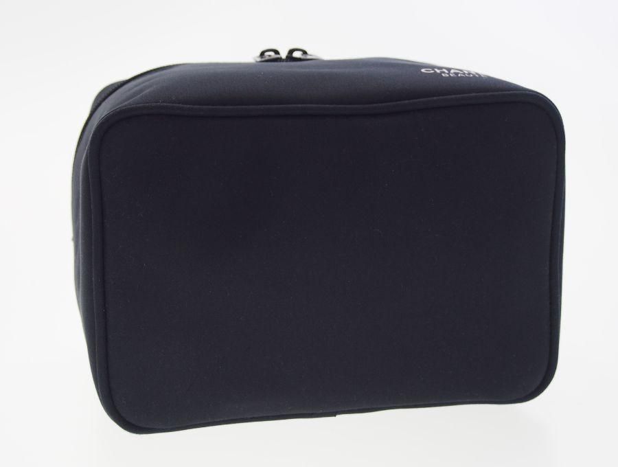 Used 極上品】シャネル CHANEL ノベルティ バニティポーチ 大型メイク