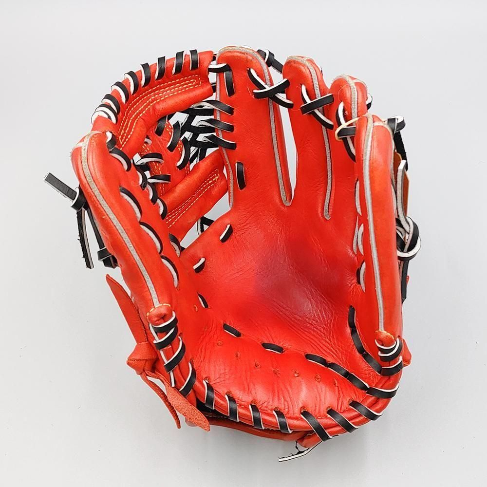 Under Armour 軟式グローブ 赤 Under Armour 軟式グローブ 赤 UNDER