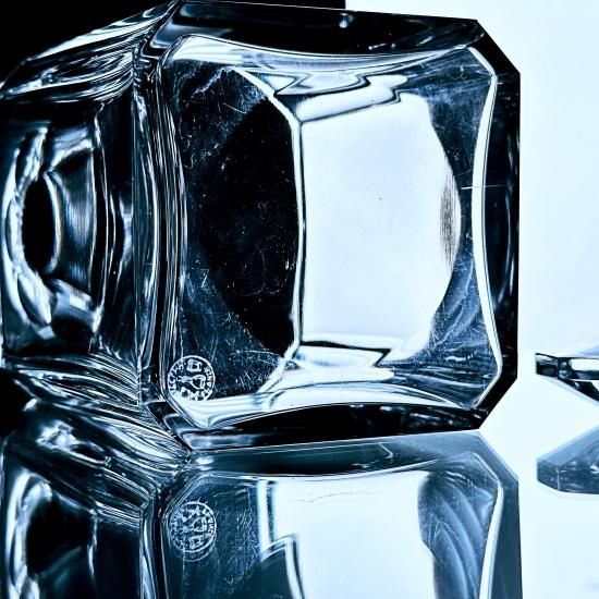 輝くオールドバカラ パーフェクションの大きなデキャンタ【1936年以降