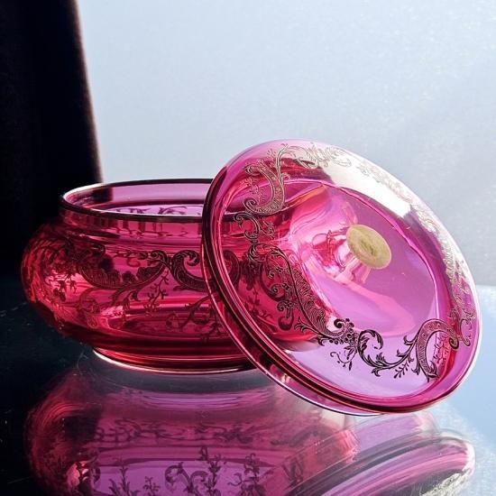 オールド・バカラ 1880年 珍品 サーペンティン 琥珀色ガラス蓋物 小物