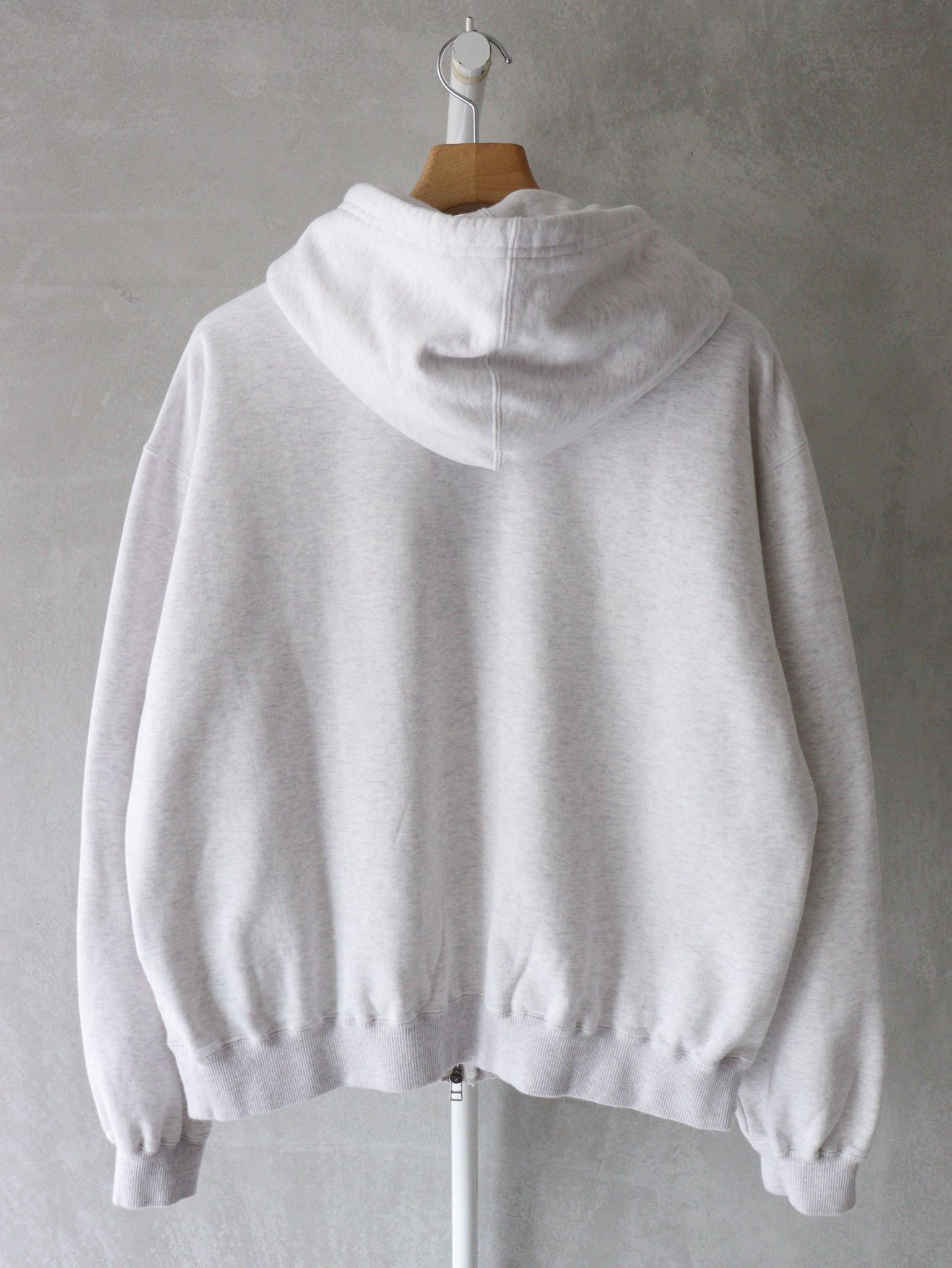 UNIVERSAL PRODUCTS.（ユニバーサルプロダクツ）JUMBERCA ZIP UP SWEAT