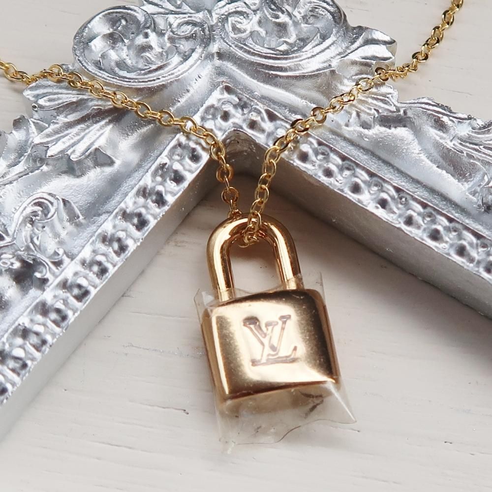 LOUIS VUITTON （ルイヴィトン）ヴィンテージ カデナ 南京錠 チャーム