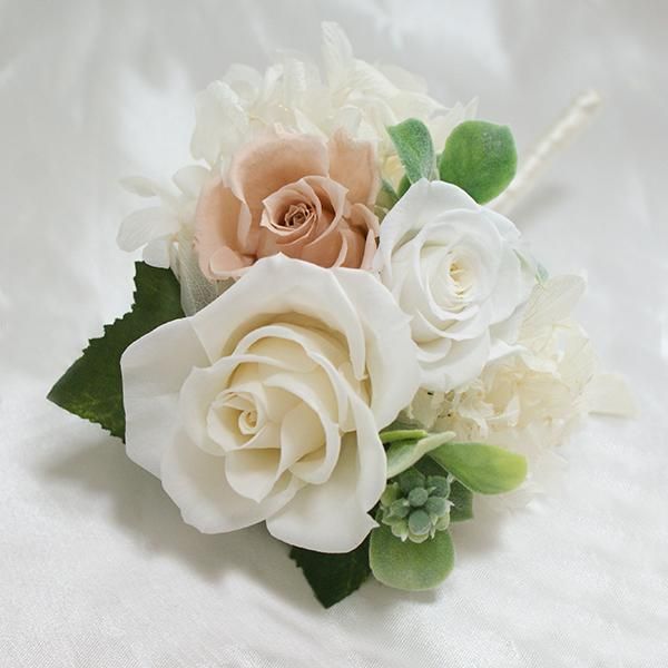 プリザーブドフラワーラウンドブーケ（スノーベリー）【ジェイダイト