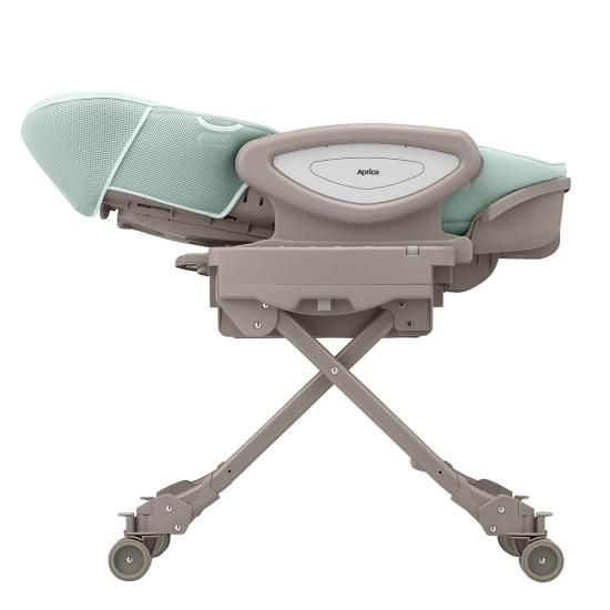 ユラリズム オートプレミアム AC（電動スウィング） - アップリカ公認