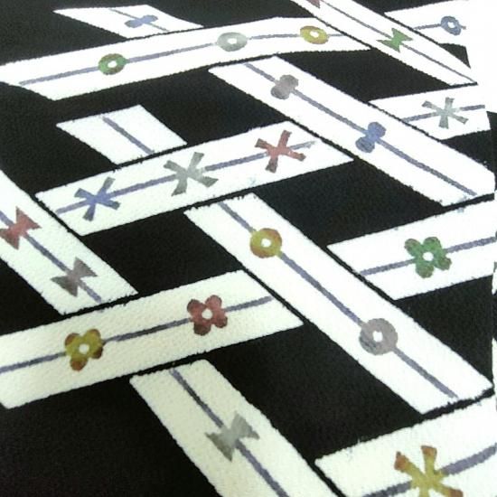 名古屋帯 型絵染め 縮緬地 網代紋 カジュアル 九寸名古屋帯 御仕立上り