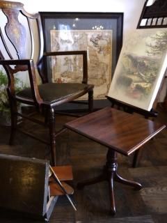 ◼️◼️◼️スペイン製、鋳物使用、高級コンソールテーブル、50万