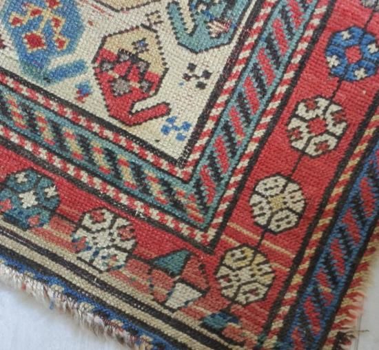 コーカサス アンティーク ラグ| 絨毯 - アンダイド プラス