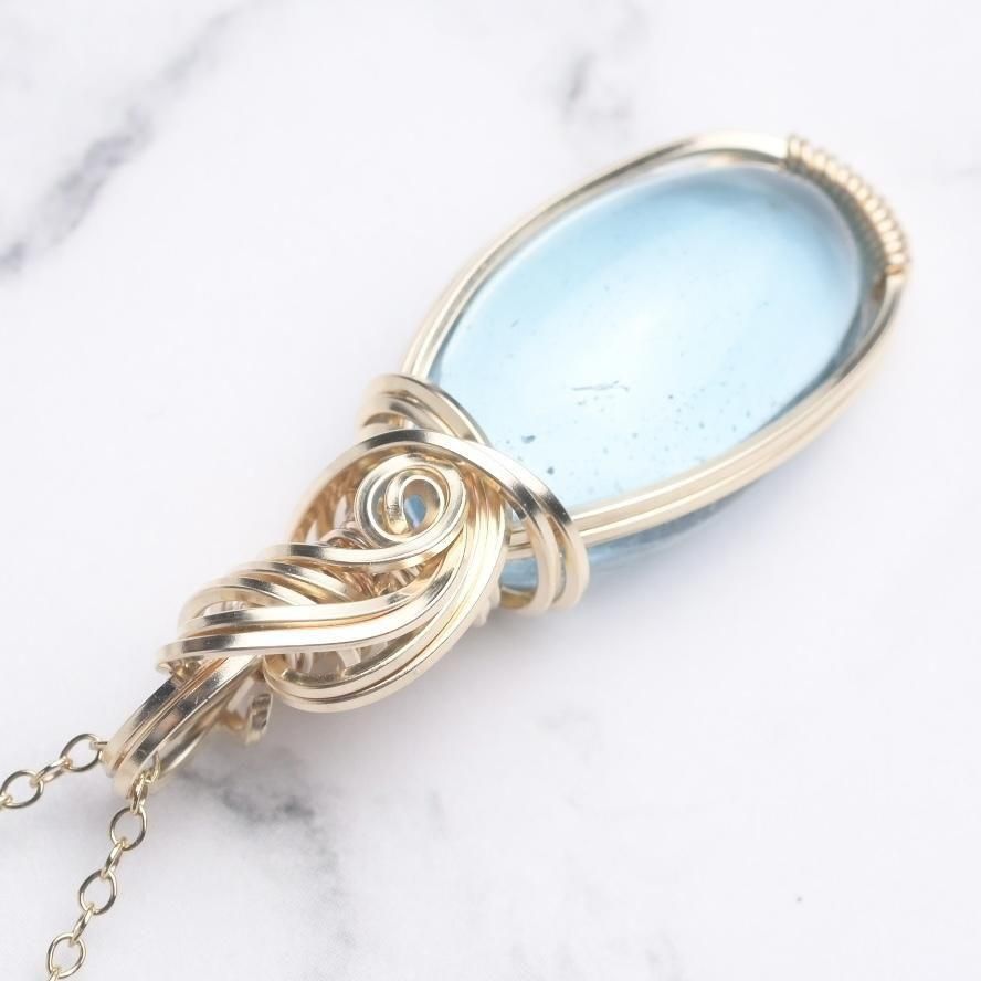 ブルートパーズ ペンダントトップ ワイヤーラッピング 14kgf 天然石