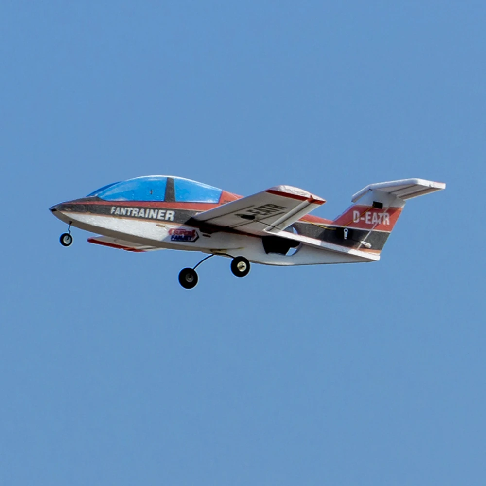 ダンシングウィングホビーE39ファントレーナー800mmスパン64mm