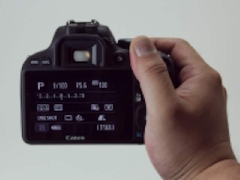 世界最小のKiss キヤノン EOS Kiss X7 レビュー [デジタル一眼カメラ