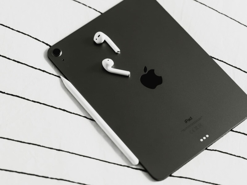 新型「iPad（第10世代）」の決定的な落とし穴！ 「Apple Pencil」は第1