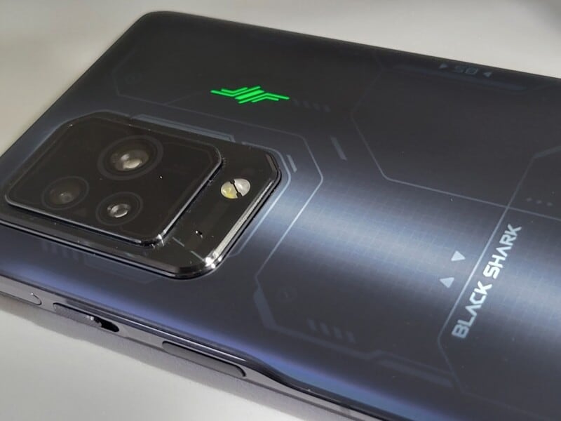 ゲーミングスマホ「Black Shark 5 Pro」レビュー！ ハイエンドモデルに